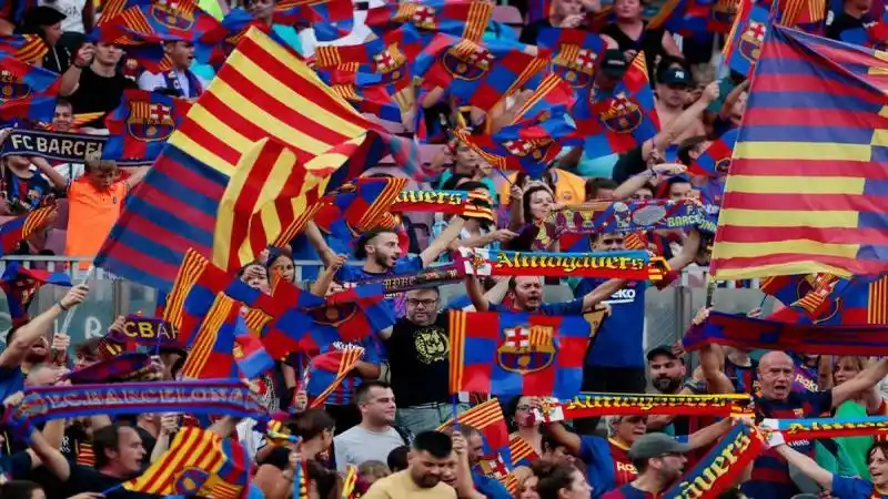 Forca Barca luôn tôn trọng cộng đồng hâm mộ bóng đá khác 